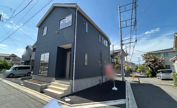 �O�ʓ��H�܂ތ��n�ʐ^ -