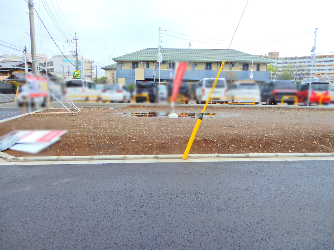 �O�ʓ��H�܂ތ��n�ʐ^ -