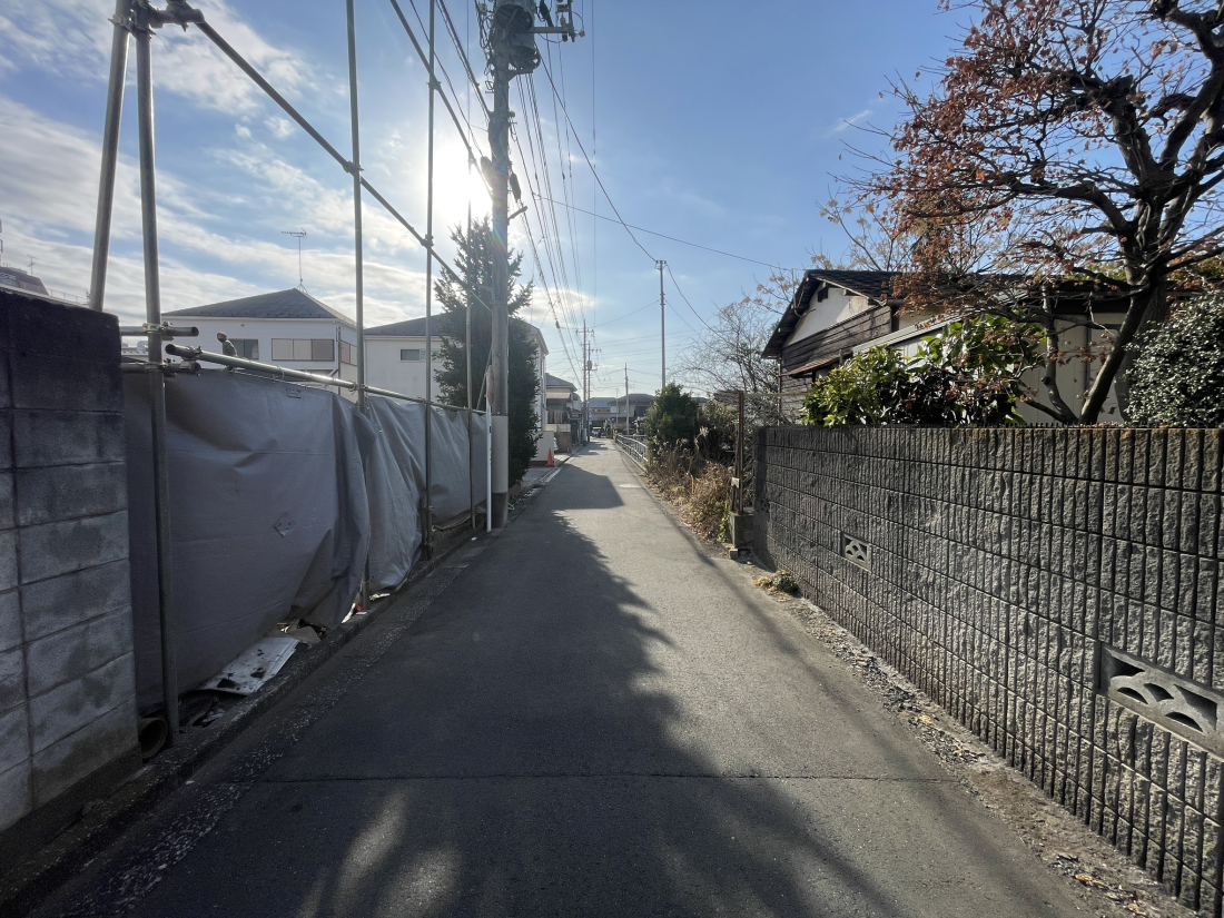 �O�ʓ��H�܂ތ��n�ʐ^ -