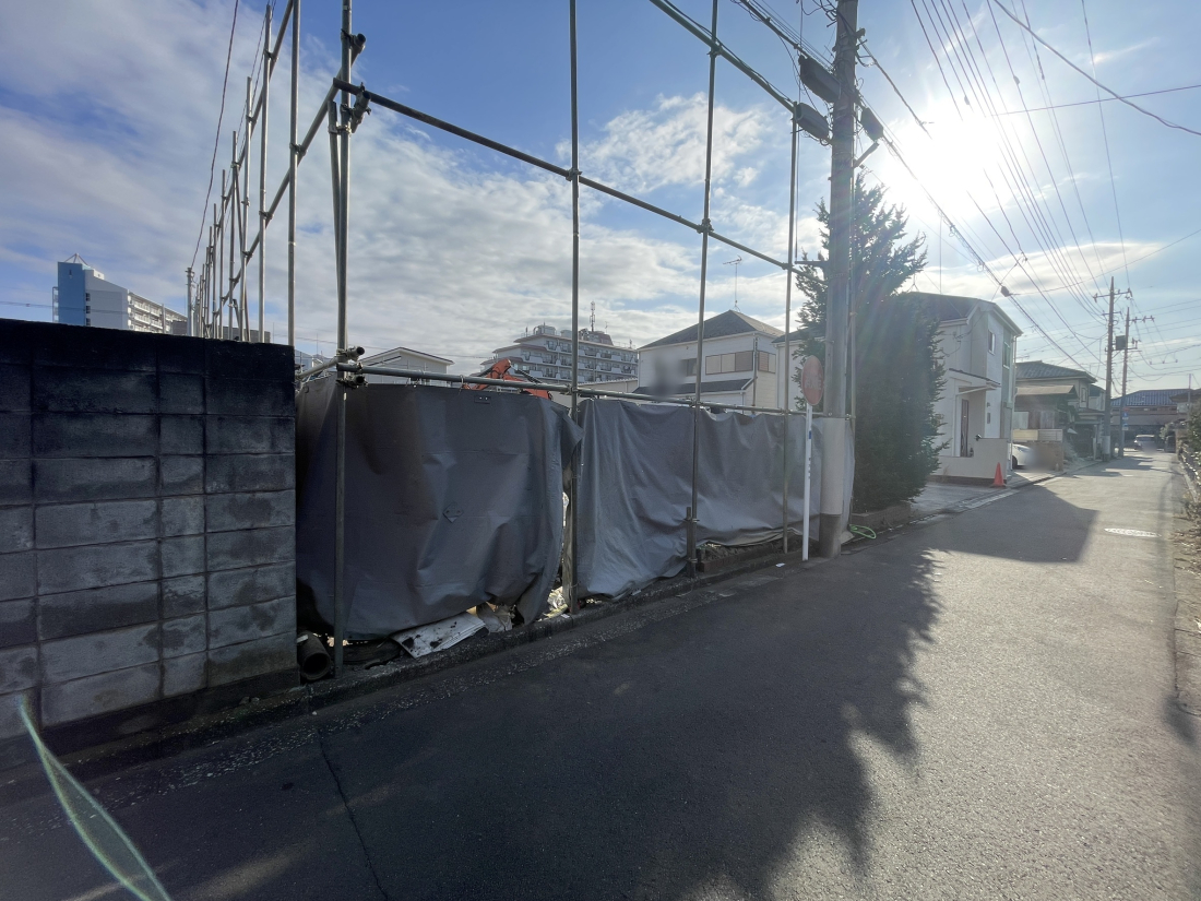 �O�ʓ��H�܂ތ��n�ʐ^ -