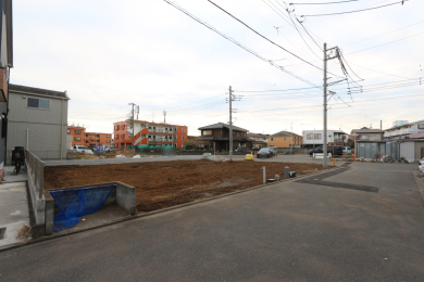 �O�ʓ��H�܂ތ��n�ʐ^ -