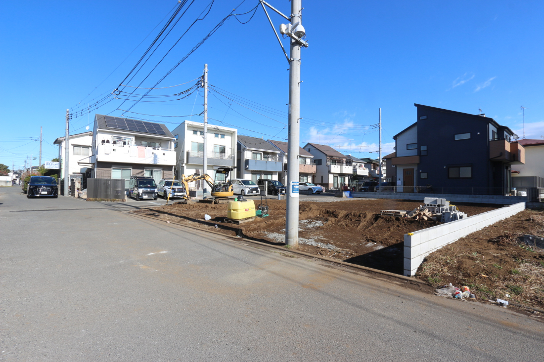 �O�ʓ��H�܂ތ��n�ʐ^ -