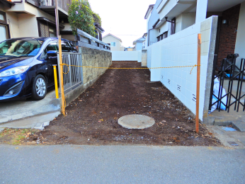 �O�ʓ��H�܂ތ��n�ʐ^ -