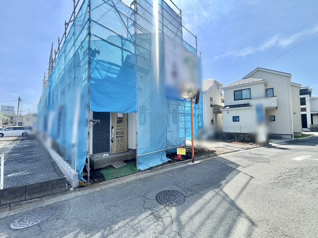 �O�ʓ��H�܂ތ��n�ʐ^ -