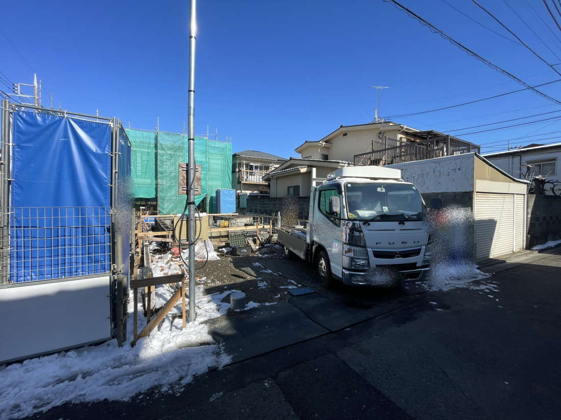 �O�ʓ��H�܂ތ��n�ʐ^ -