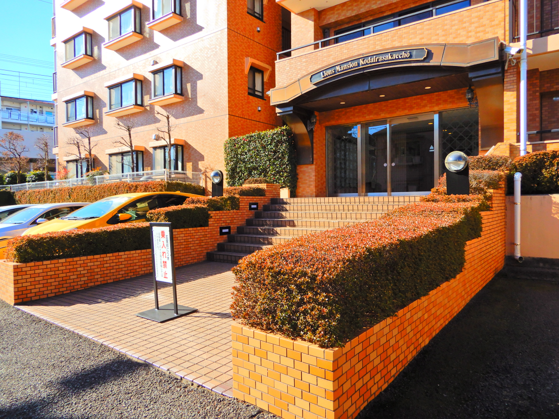 �G���g�����X -