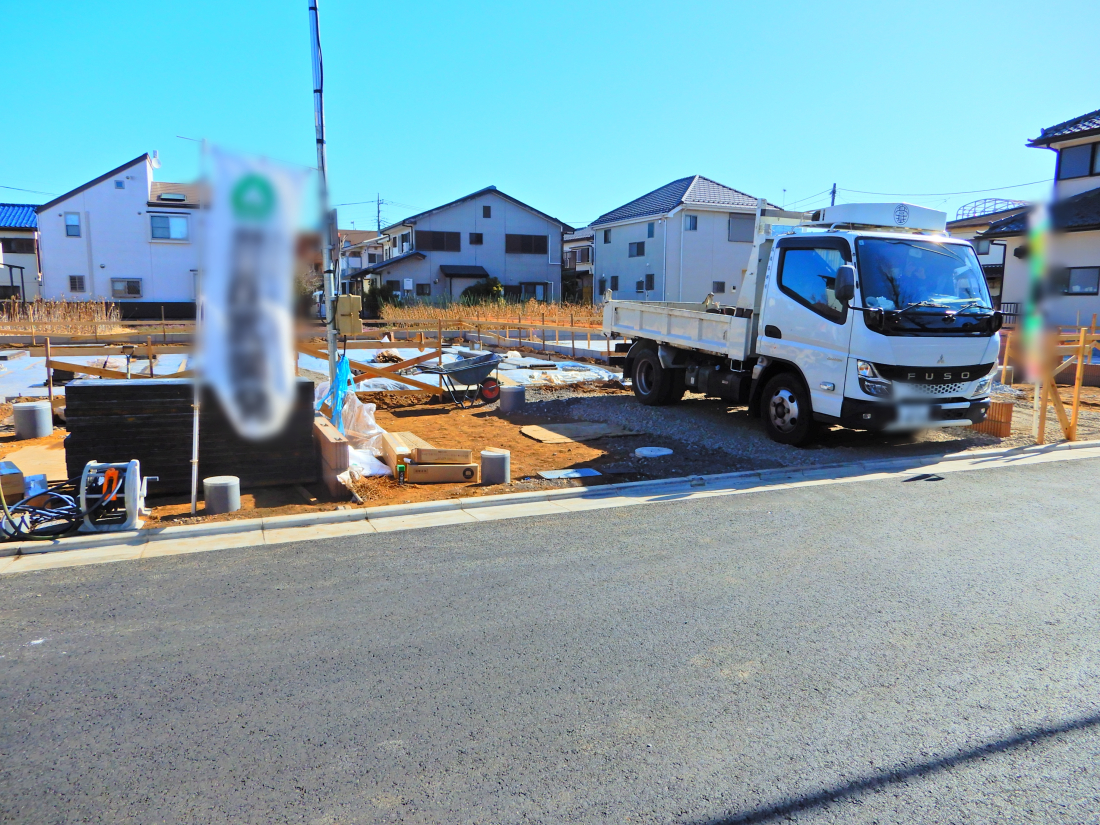 �O�ʓ��H�܂ތ��n�ʐ^ -