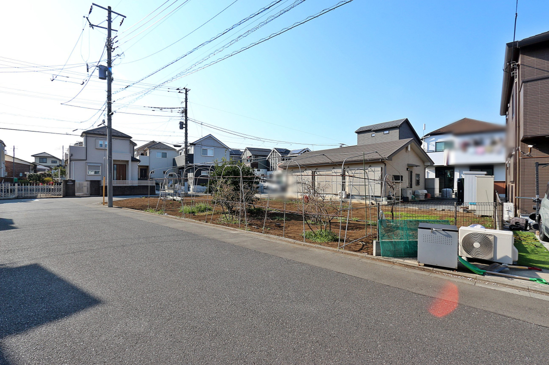 �O�ʓ��H�܂ތ��n�ʐ^ -